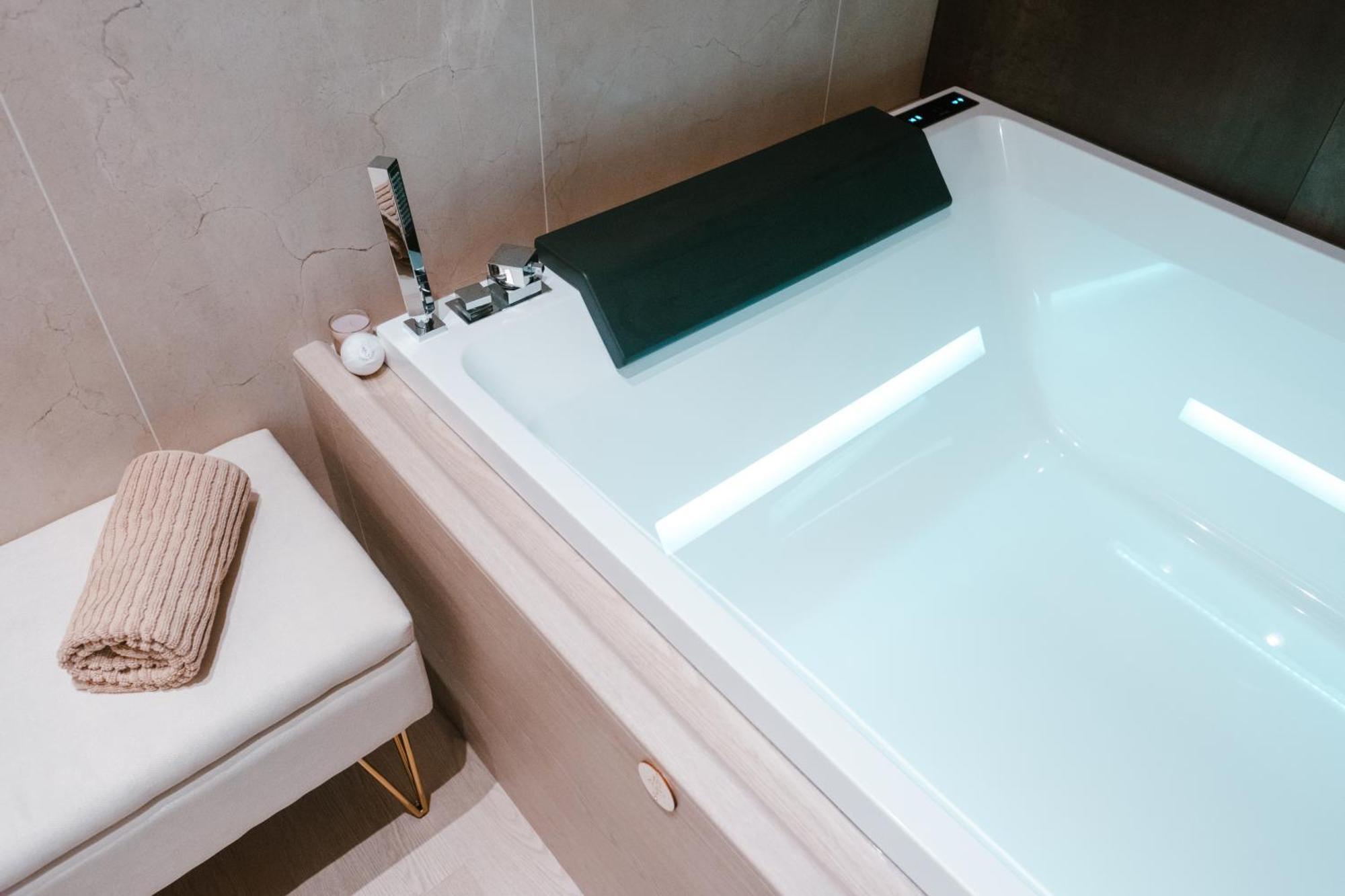 18Zero2 Luxury Rooms Bari Extérieur photo
