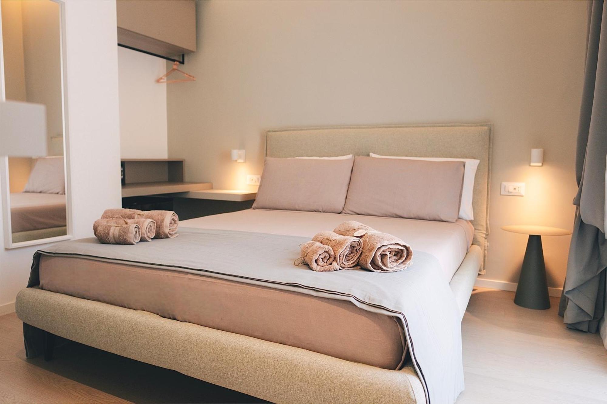 18Zero2 Luxury Rooms Bari Extérieur photo